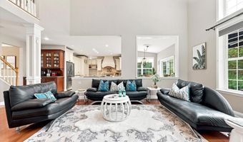 637 CHATSWORTH Dr, Ambler, PA 19002