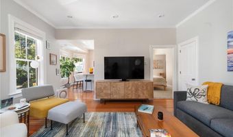 109 Church St 3, Newport, RI 02840