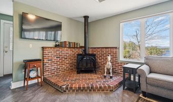 83 Valley Dam Rd, Barnstead, NH 03225