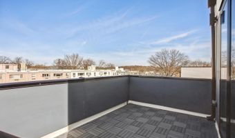 611 KENNEDY St NW #402, Washington, DC 20011