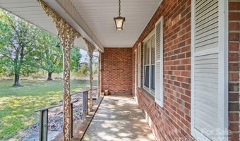 2318 Doul Mountain Rd, Asheboro, NC 27205