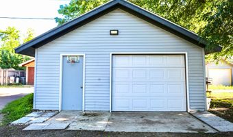 811 SW 3rd Ave, Aberdeen, SD 57401