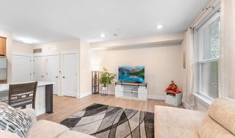 43795 TRANSIT Sq 101, Ashburn, VA 20147