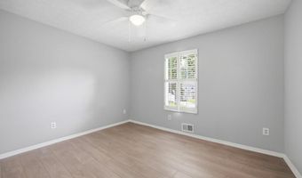 11240 Rotherick Dr, Alpharetta, GA 30022