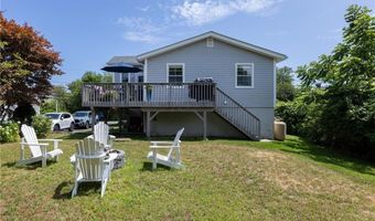 21 Overlook Ave, Charlestown, RI 02813