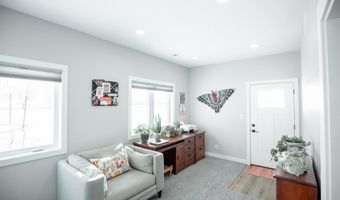 2320 Eastland Dr, Algona, IA 50511