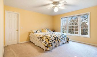 8550 Garbow Ct SE, Alto, MI 49302