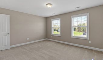 9118 Colonnade Cir, Ashland, VA 23005