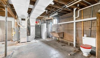 124 Bunker Hill Rd, Aliquippa, PA 15001