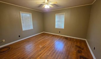 214 216 Clayton St, Baldwyn, MS 38824