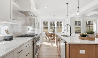 5413 WOODWAY Dr, Alexandria, VA 22310