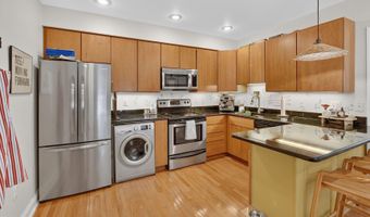 660 MORTON Pl NE, Washington, DC 20002