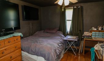 45 Howard St, Austin, IN 47102