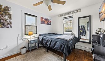 210 N BEACH Ave, Beach Haven, NJ 08008