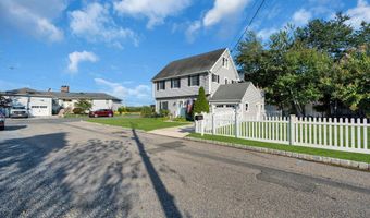 20 Starboard St, Beachwood, NJ 08722
