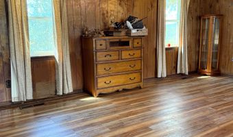 500 Gravel Hill Rd, Altus, AR 72821