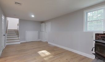 17 Ravine Rd, Billerica, MA 01821