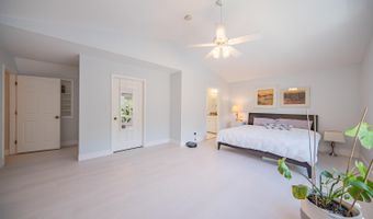 3085 N Foxridge Ct, Ann Arbor, MI 48105