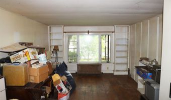27 Westminster Ter, Rockingham, VT 05101