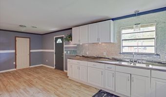 816 NE Boling St, Magee, MS 39111