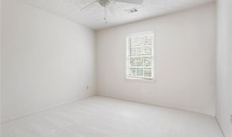 994 Coach House Dr, Tucker, GA 30084