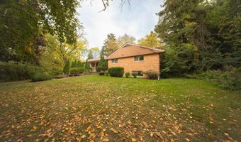 1365 Chalmers Dr, Ann Arbor, MI 48104