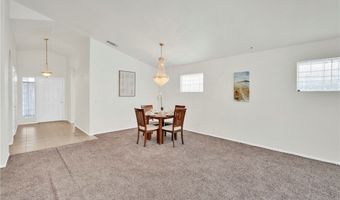 11246 Pleasant Hills Dr, Apple Valley, CA 92308