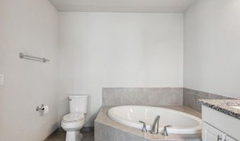 2805 Rathmore Ln, Ann Arbor, MI 48105