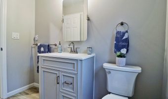11 Pomona Dr, Barnegat, NJ 08005