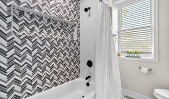 4033 WOODHAVEN Ave, Baltimore, MD 21216