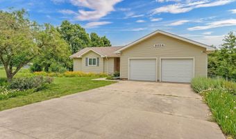 8324 SW Indian Hills Rd, Auburn, KS 66402