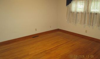 700 E 17th St, Atlantic, IA 50022