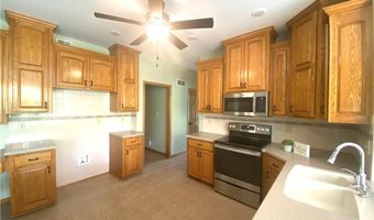 18180 S 153rd St, Basehor, KS 66007
