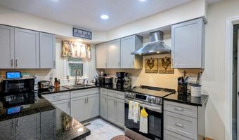 416 Diamond St, Ashland, OH 44805