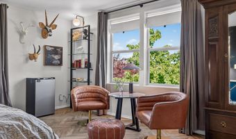 81 Crocker St, Ashland, OR 97520