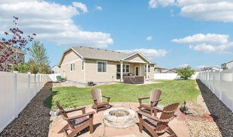 1471 Sabin Ct, Berthoud, CO 80513