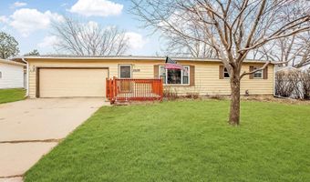 2105 E Sylvan Cir, Brandon, SD 57005