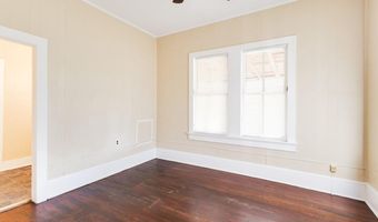 801 Godchaux St, Abbeville, LA 70510