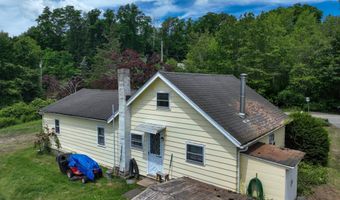 90 Water St, Chester, CT 06412