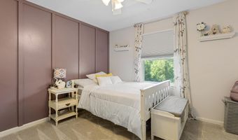 48 MADDOX Ln, Amissville, VA 20106