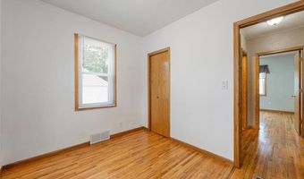 1020 Saint Jacob Ave, Albert Lea, MN 56007