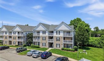 9744 Bexley Station Dr 8F, Affton, MO 63123