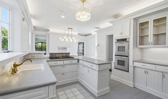 211 Cedar Ave, Allenhurst, NJ 07711