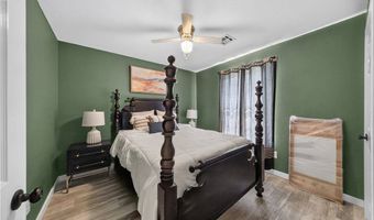 910 NW A St, Bentonville, AR 72712