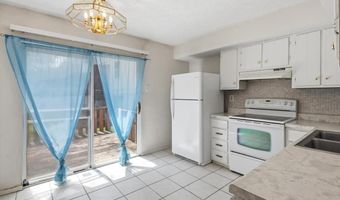 2344 Hidden Meadow Ln, Ballwin, MO 63021
