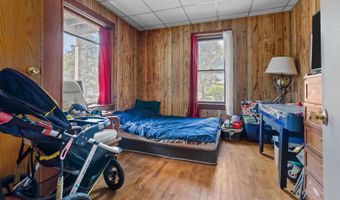 318 W BREWSTER St, Appleton, WI 54911