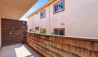 5414 Newcastle Ave 66, Encino, CA 91316
