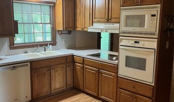 504 Mount Vernon Dr, Albemarle, NC 28001