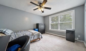 32 Wellesley Dr, Bedford, NH 03110
