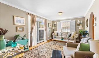 3 Jones Ave, Bristol, RI 02809